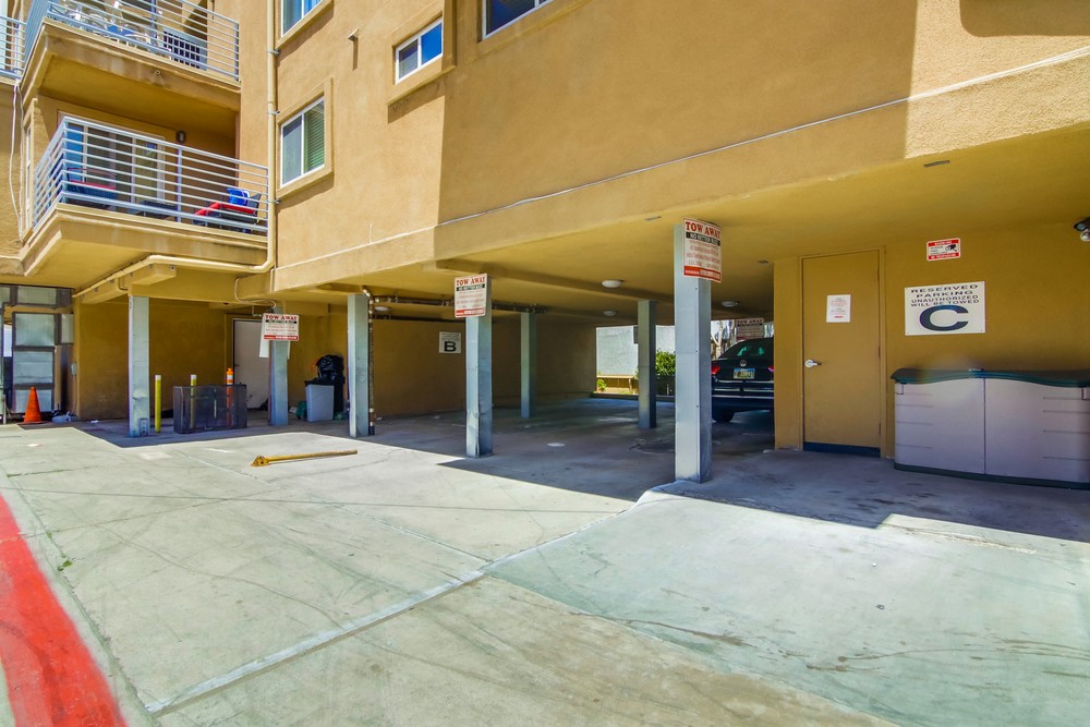 Virtual tour photo 34 of 38 for 3745 Mission Blvd