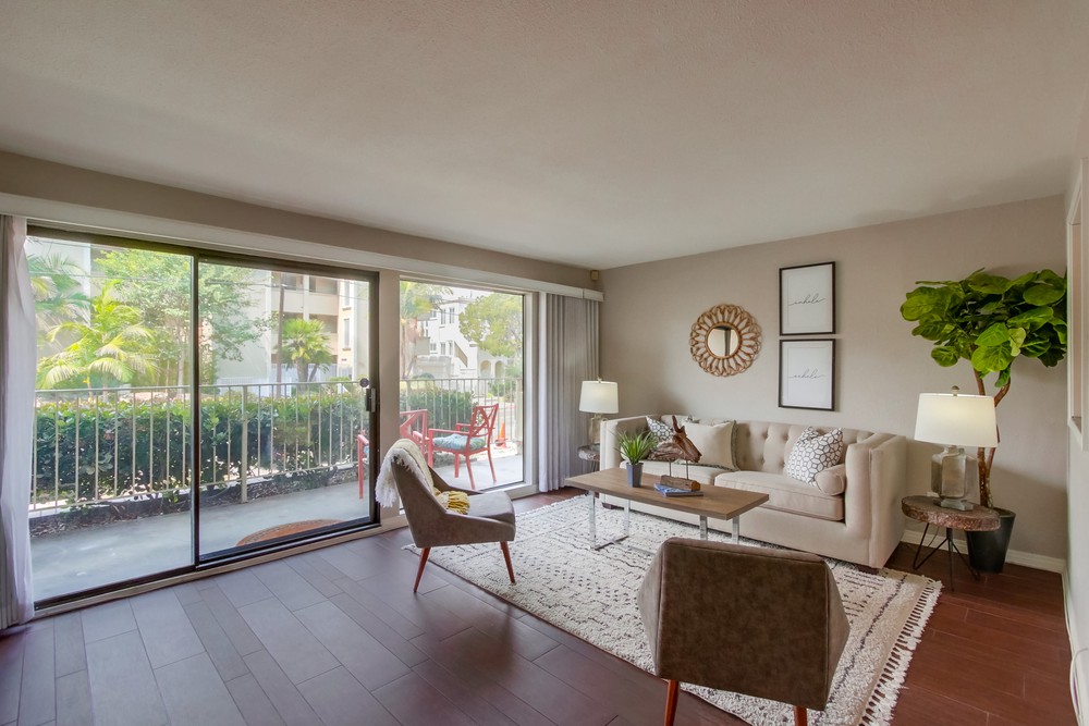 Virtual tour photo 6 of 32 for 3745 Riviera Dr APT 1
