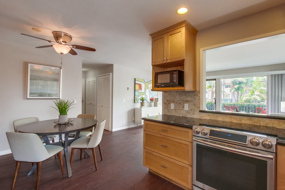 Virtual tour photo 13 of 32 for 3745 Riviera Dr APT 1