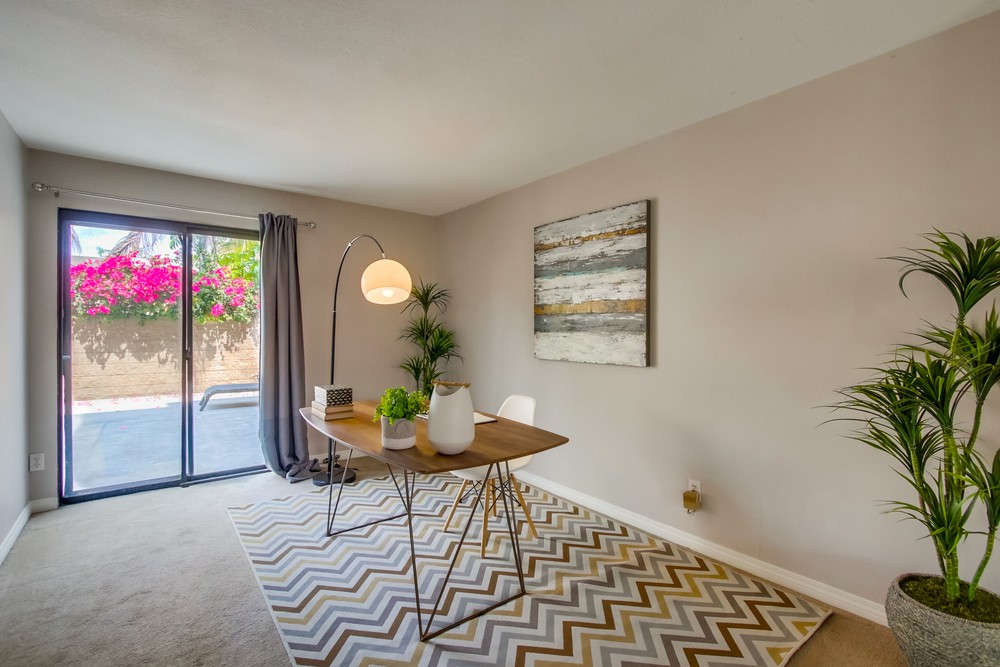 Virtual tour photo 16 of 32 for 3745 Riviera Dr APT 1