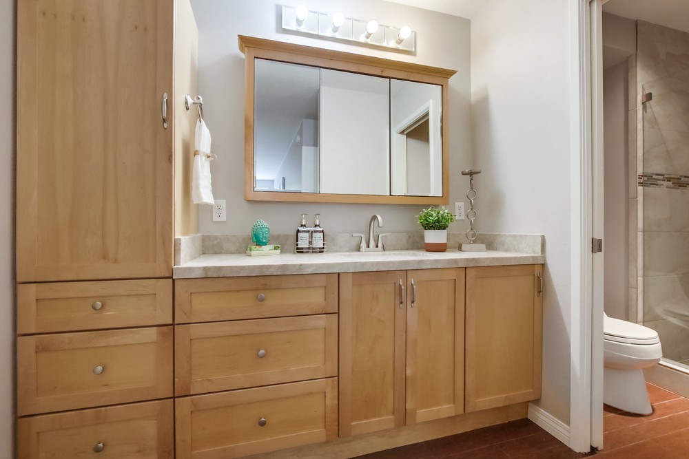 Virtual tour photo 26 of 32 for 3745 Riviera Dr APT 1