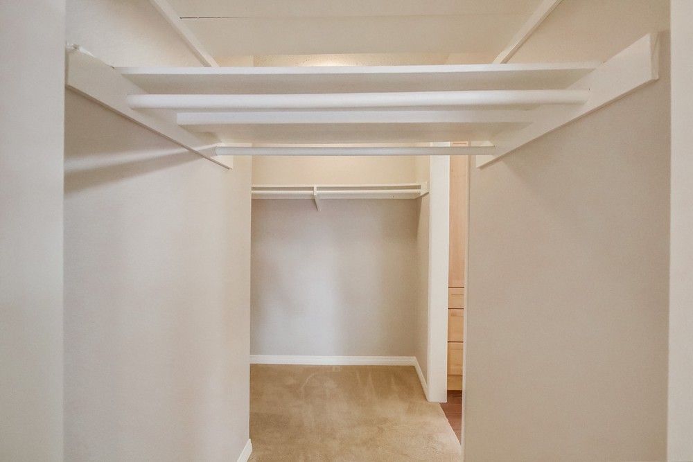 Virtual tour photo 30 of 32 for 3745 Riviera Dr APT 1