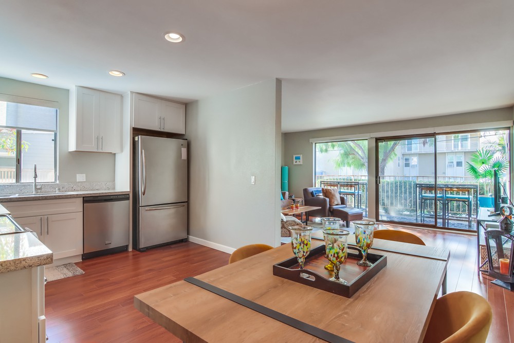 Virtual tour photo 14 of 41 for 3745 Riviera Dr APT 2