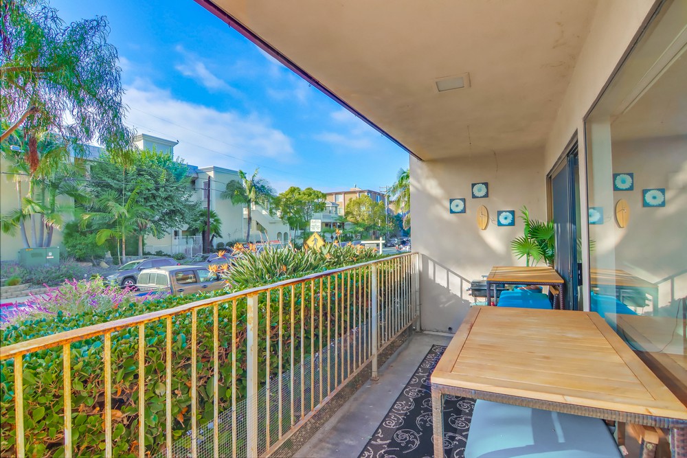 Virtual tour photo 23 of 41 for 3745 Riviera Dr APT 2