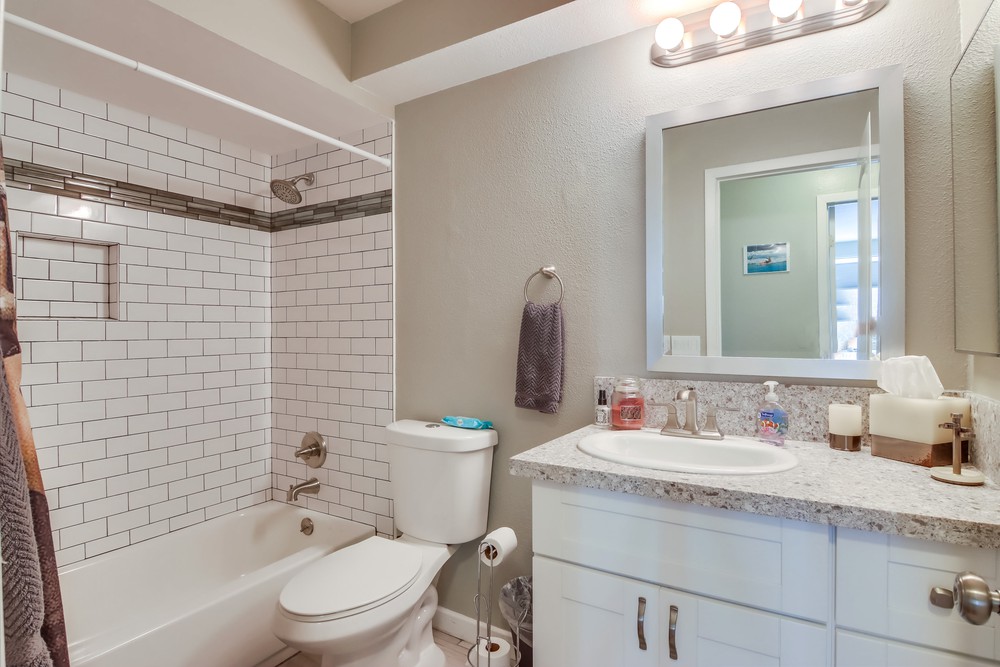 Virtual tour photo 31 of 41 for 3745 Riviera Dr APT 2
