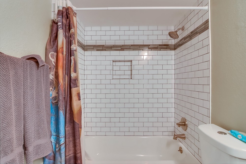 Virtual tour photo 32 of 41 for 3745 Riviera Dr APT 2