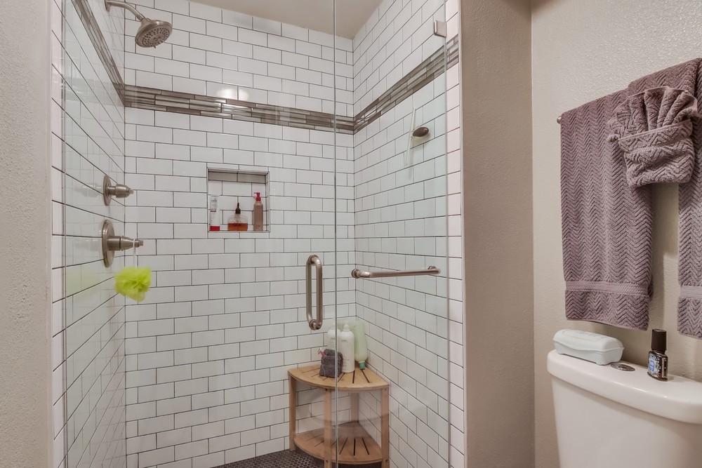 Virtual tour photo 39 of 41 for 3745 Riviera Dr APT 2