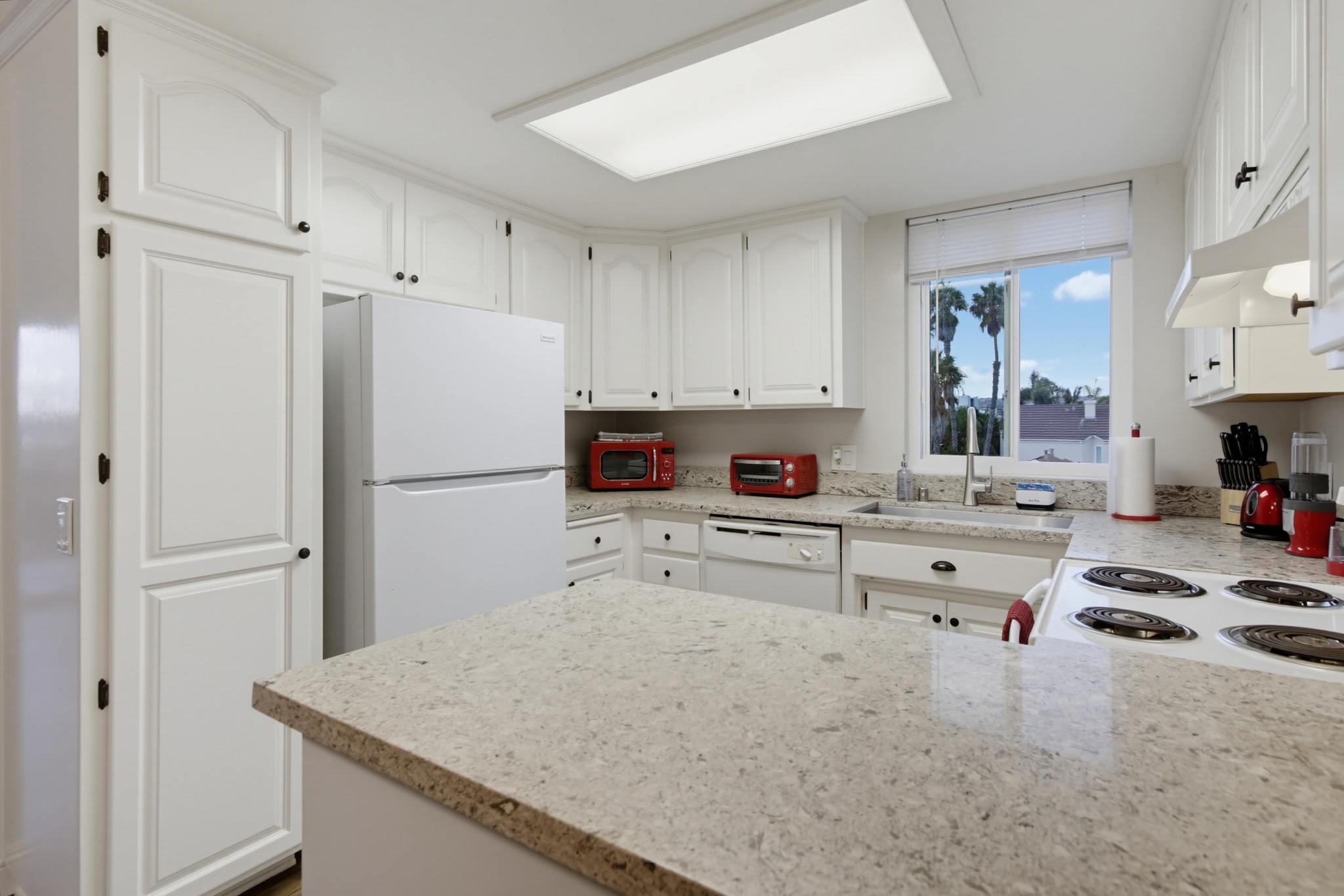 Virtual tour photo 13 of 85 for 3745 Riviera Dr Apt 9