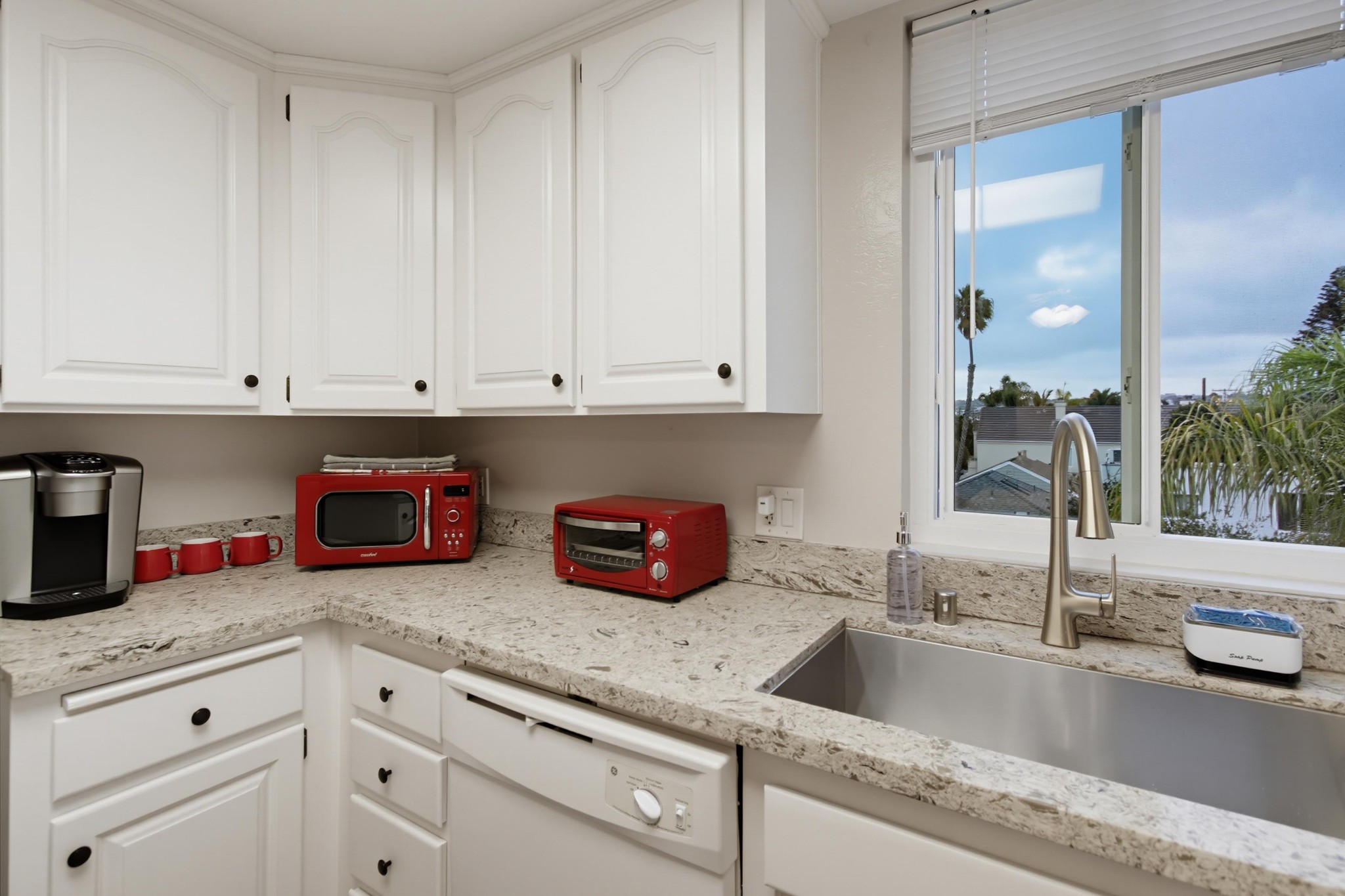 Virtual tour photo 14 of 85 for 3745 Riviera Dr Apt 9