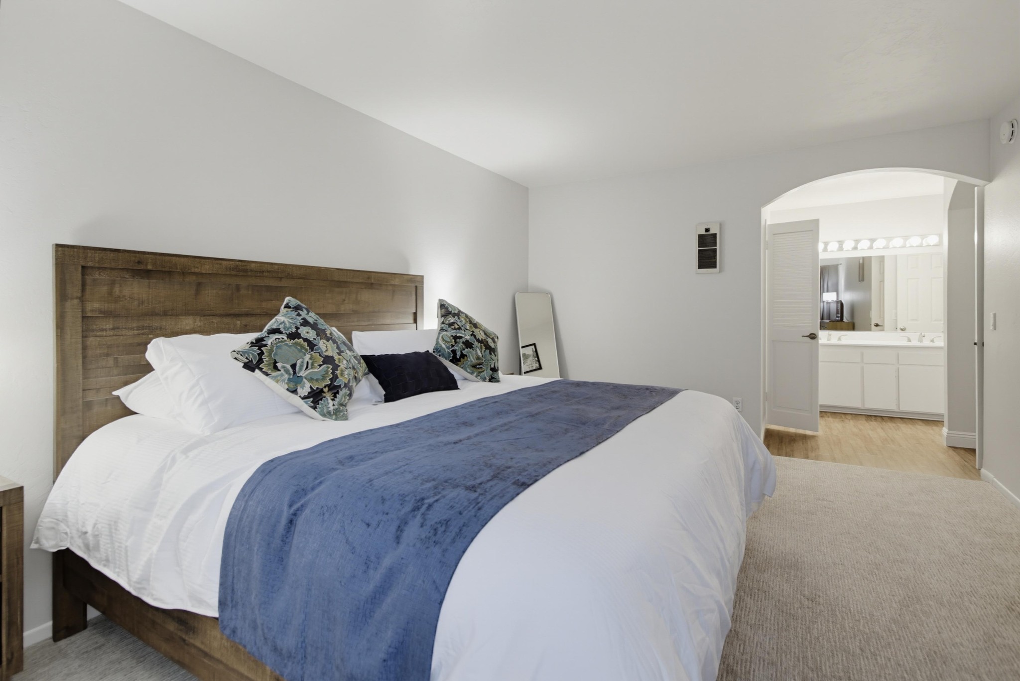 Virtual tour photo 30 of 85 for 3745 Riviera Dr Apt 9