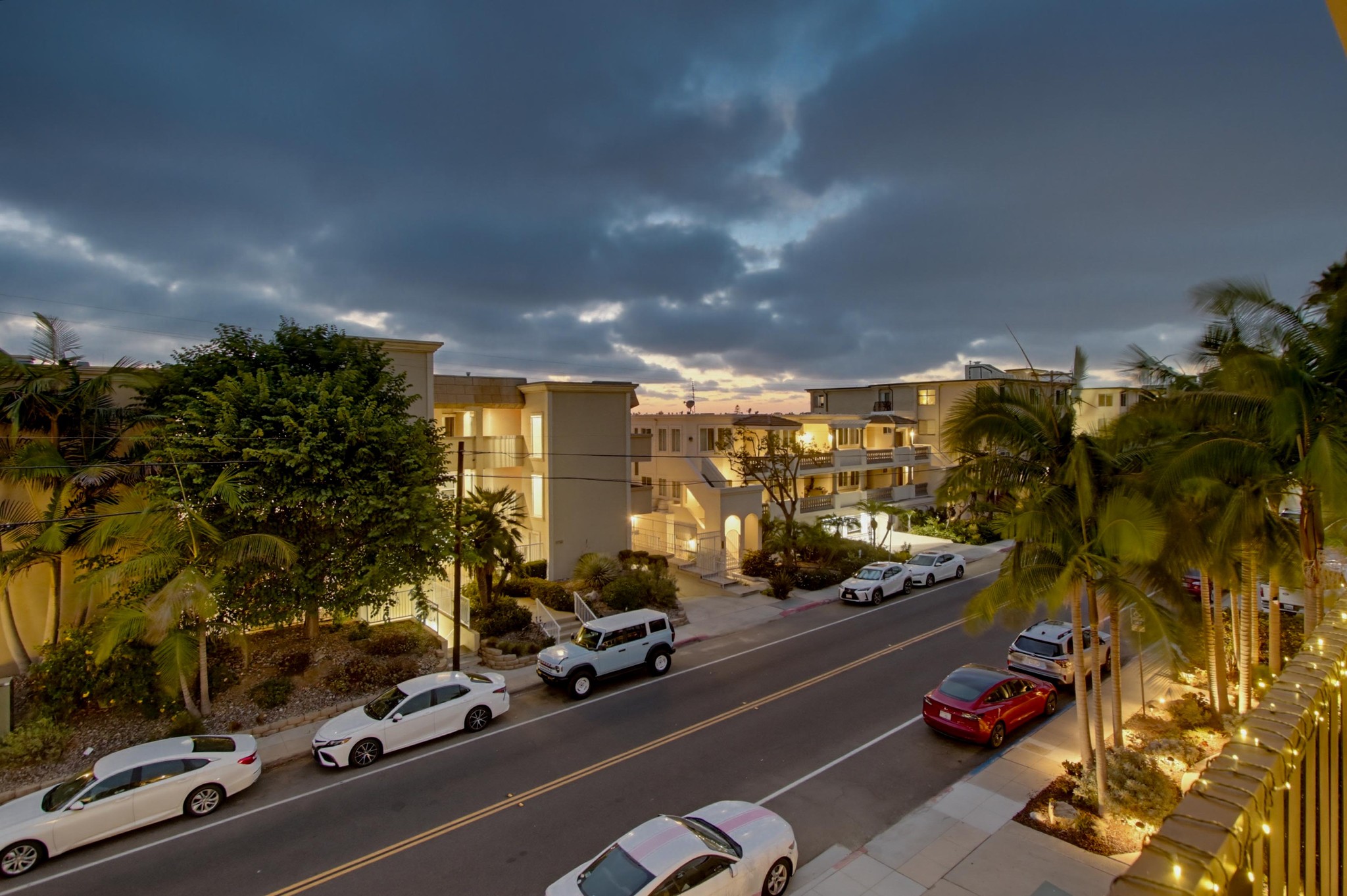 Virtual tour photo 40 of 85 for 3745 Riviera Dr Apt 9