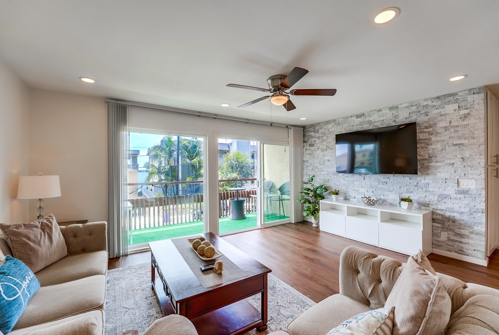 Virtual tour photo 6 of 39 for 3745 Riviera Dr