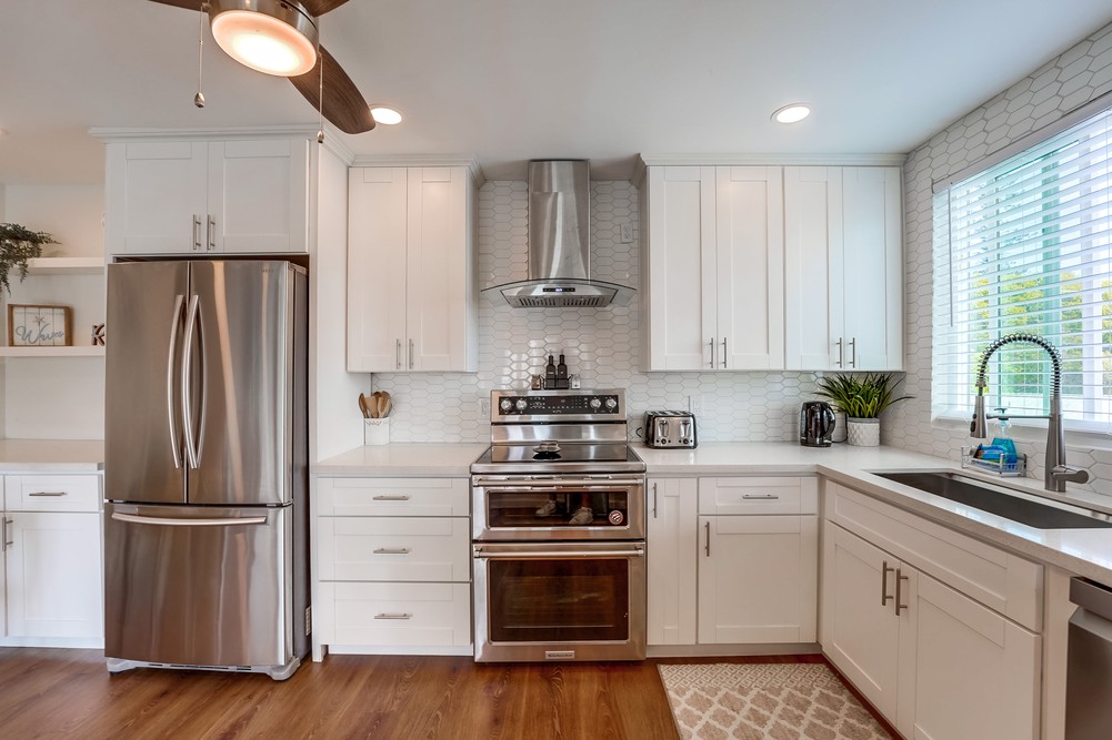 Virtual tour photo 14 of 39 for 3745 Riviera Dr