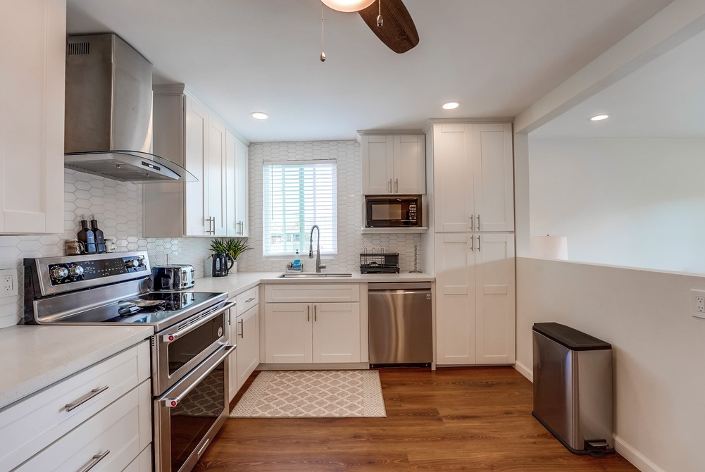 Virtual tour photo 15 of 39 for 3745 Riviera Dr
