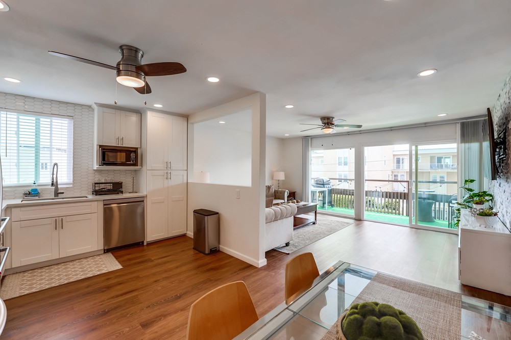 Virtual tour photo 16 of 39 for 3745 Riviera Dr