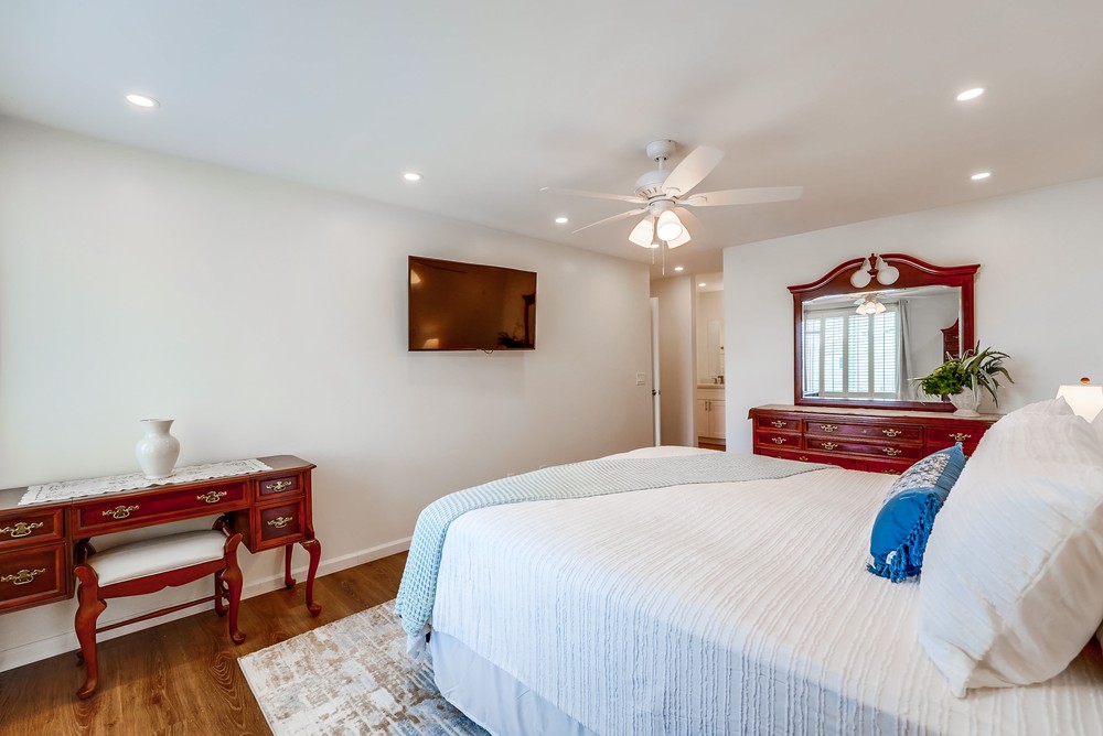 Virtual tour photo 22 of 39 for 3745 Riviera Dr
