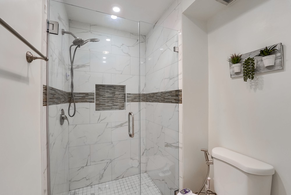 Virtual tour photo 26 of 39 for 3745 Riviera Dr