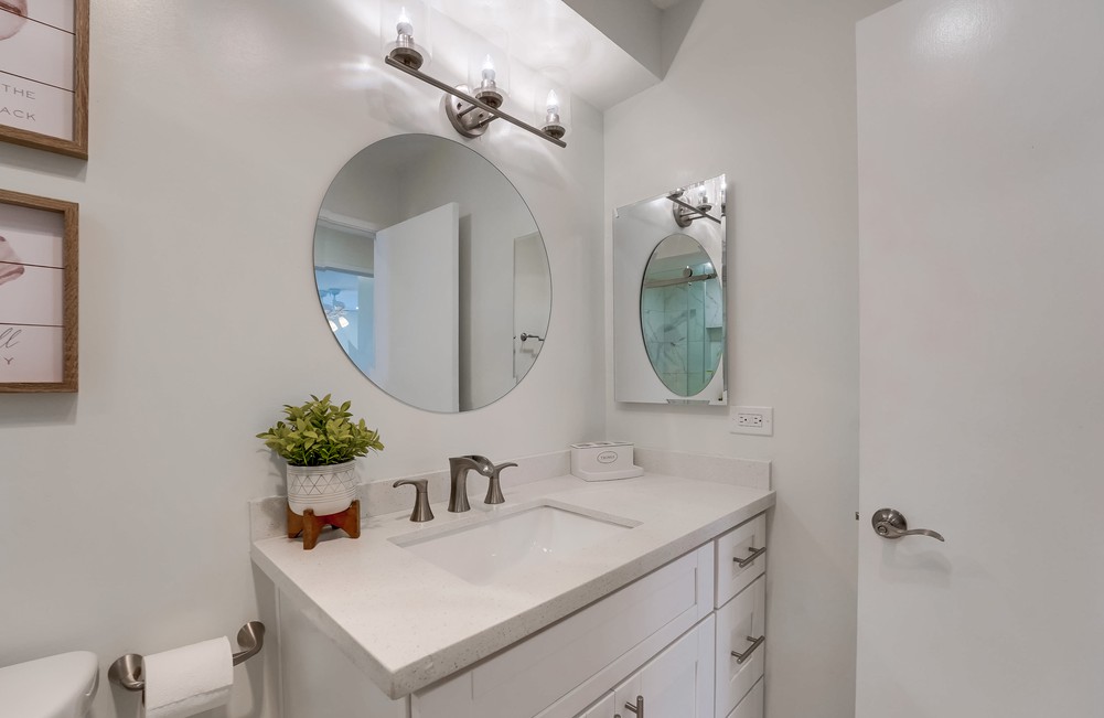Virtual tour photo 33 of 39 for 3745 Riviera Dr