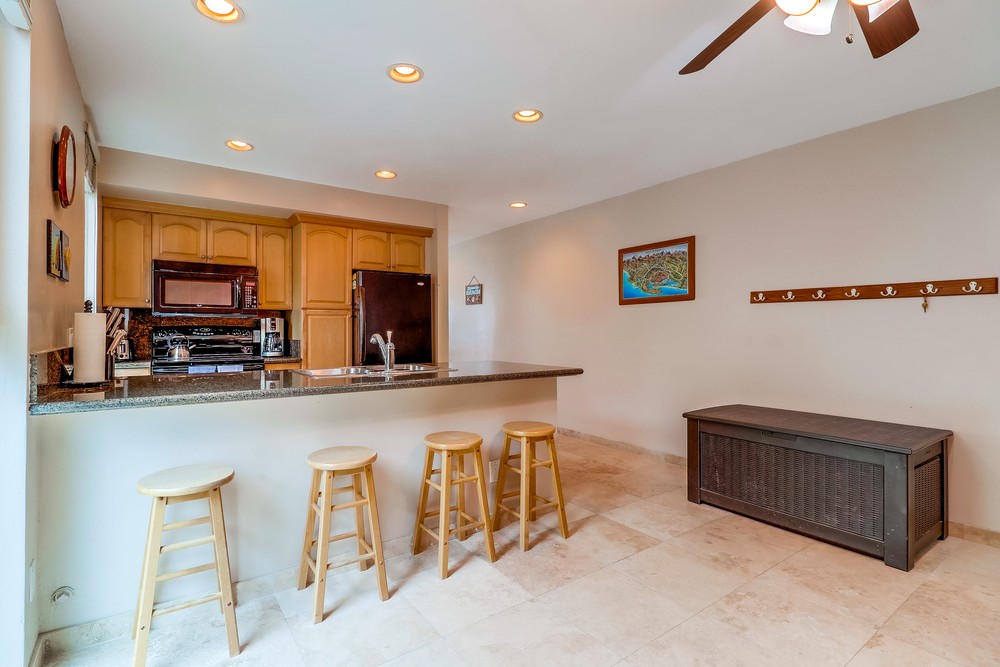 Virtual tour photo 14 of 38 for 3750 Bayside Walk #16