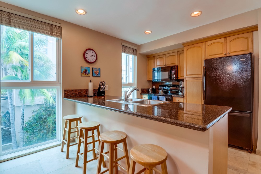 Virtual tour photo 16 of 38 for 3750 Bayside Walk #16