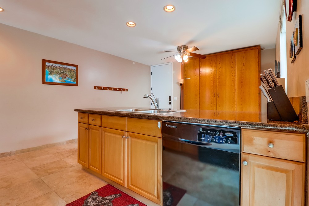 Virtual tour photo 22 of 38 for 3750 Bayside Walk #16