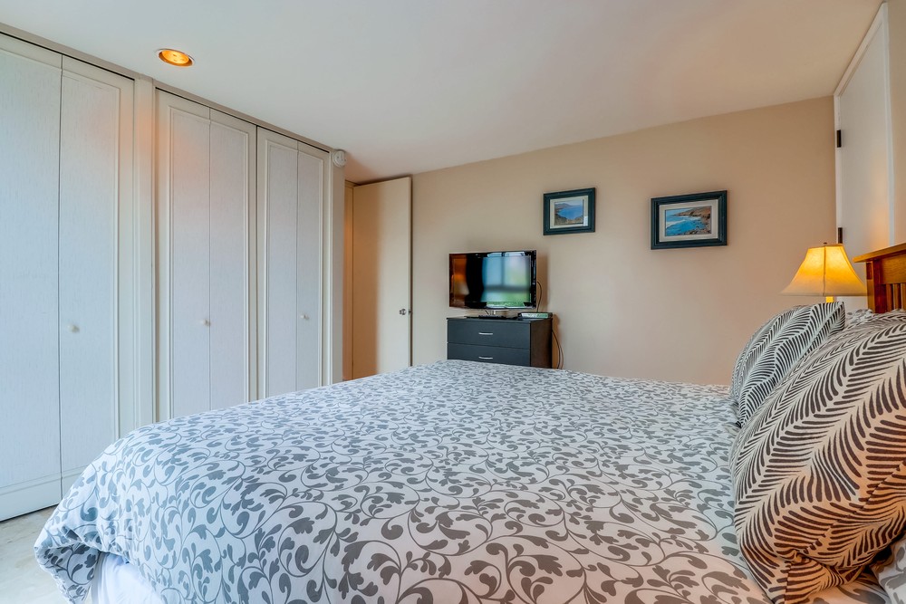 Virtual tour photo 26 of 38 for 3750 Bayside Walk #16