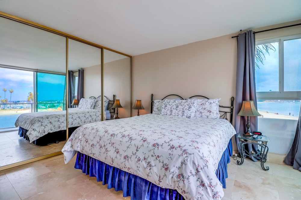 Virtual tour photo 28 of 38 for 3750 Bayside Walk #16