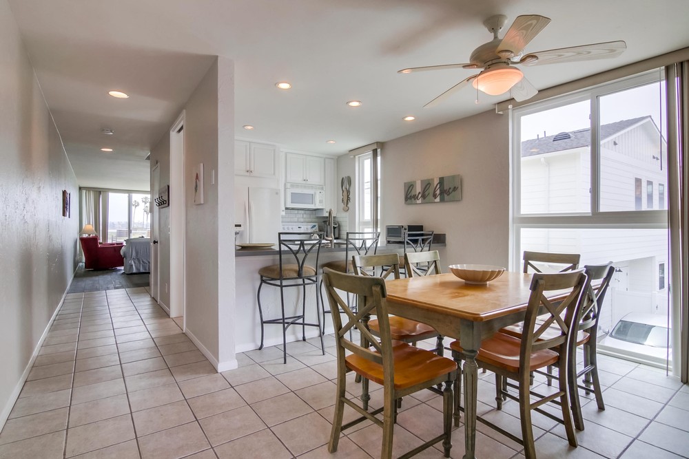 Virtual tour photo 11 of 39 for 3750 Bayside Walk