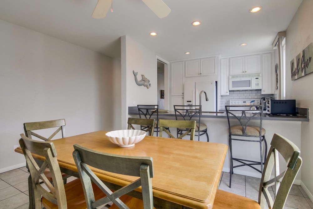 Virtual tour photo 12 of 39 for 3750 Bayside Walk