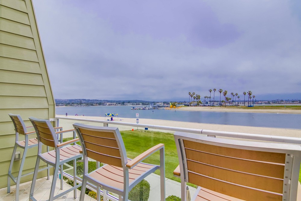 Virtual tour photo 18 of 39 for 3750 Bayside Walk