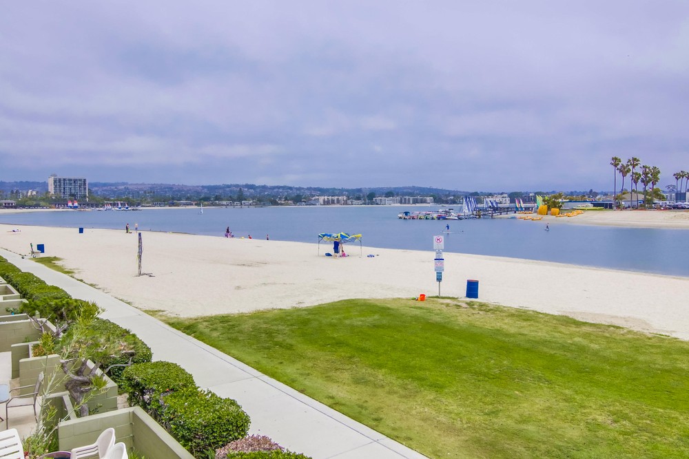 Virtual tour photo 19 of 39 for 3750 Bayside Walk