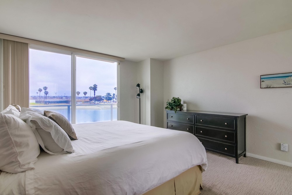 Virtual tour photo 26 of 39 for 3750 Bayside Walk