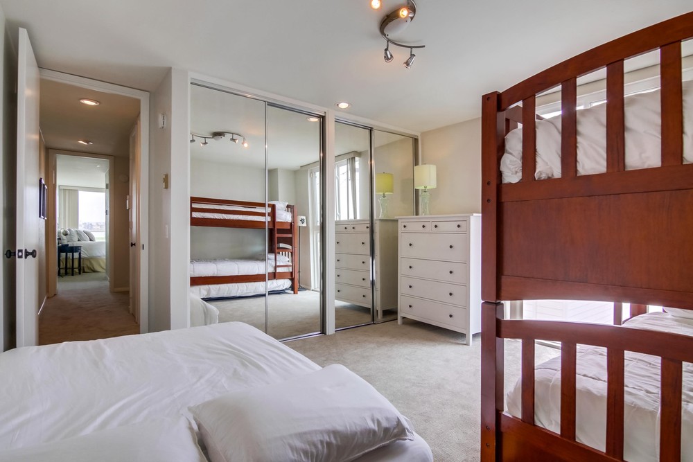 Virtual tour photo 38 of 39 for 3750 Bayside Walk