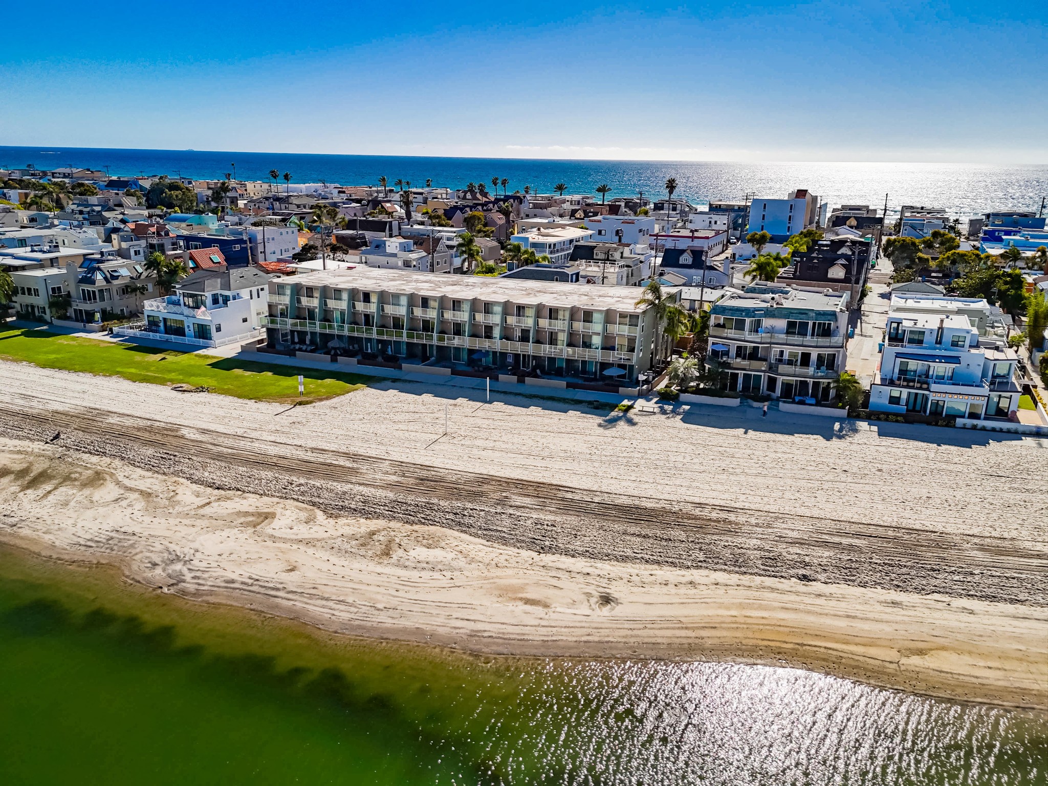 Virtual tour photo 4 of 8 for 3750 Bayside Walk