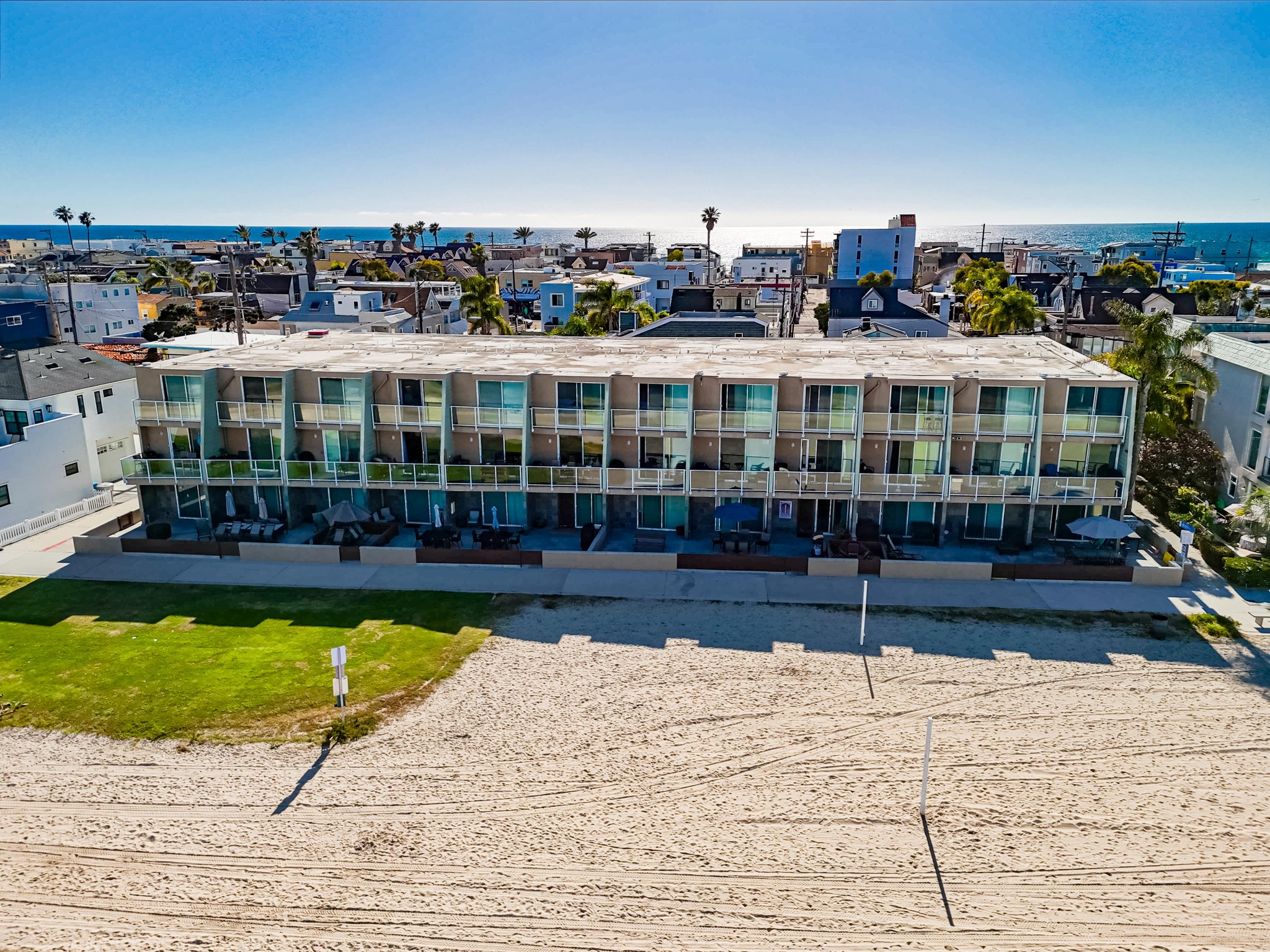 Virtual tour photo 6 of 8 for 3750 Bayside Walk