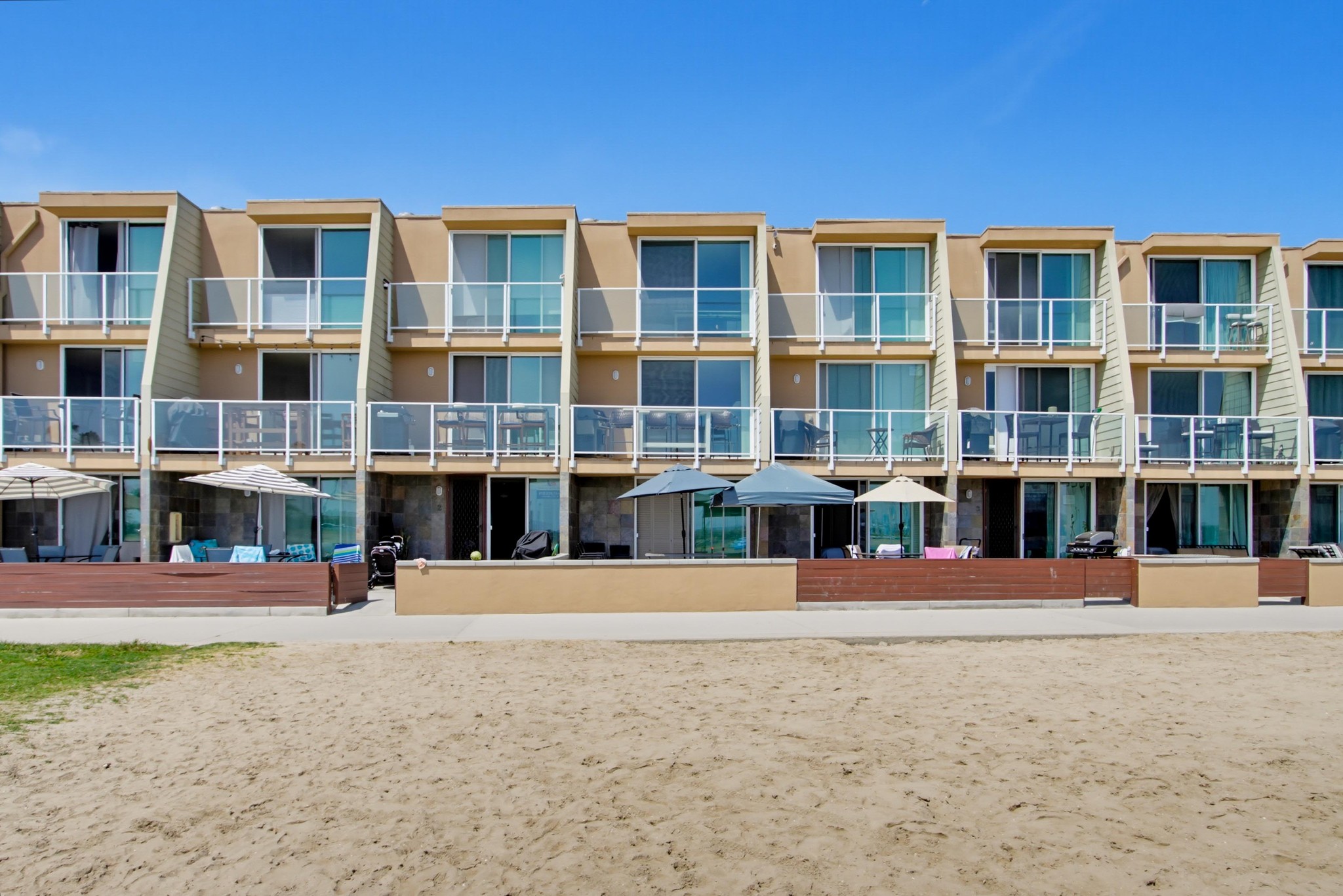 Virtual tour photo 4 of 50 for 3750 Bayside Walk Unit 11