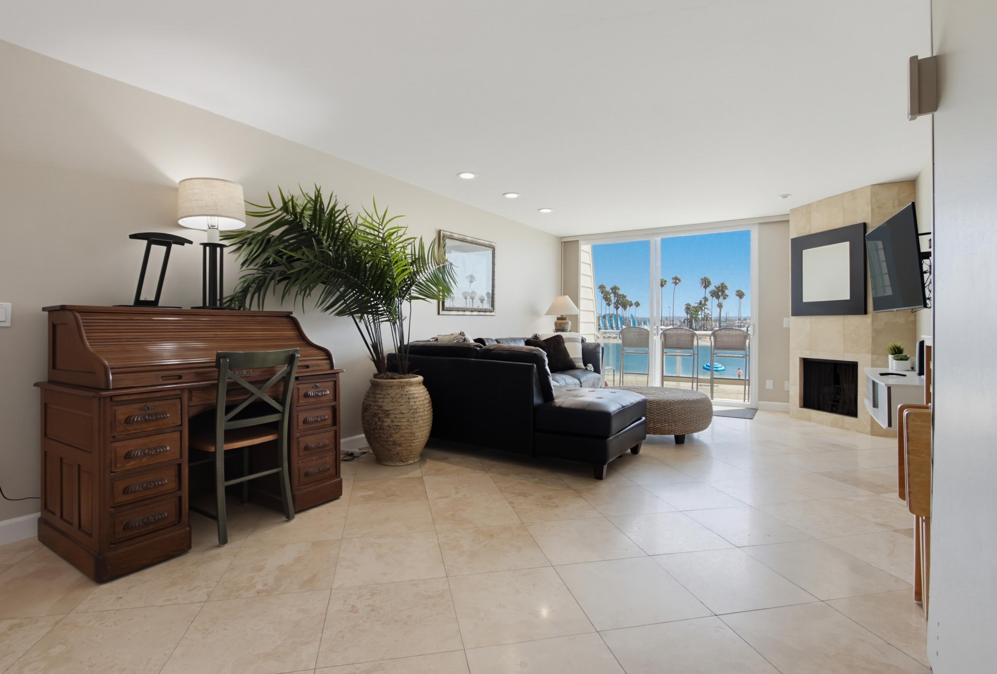 Virtual tour photo 9 of 50 for 3750 Bayside Walk Unit 11