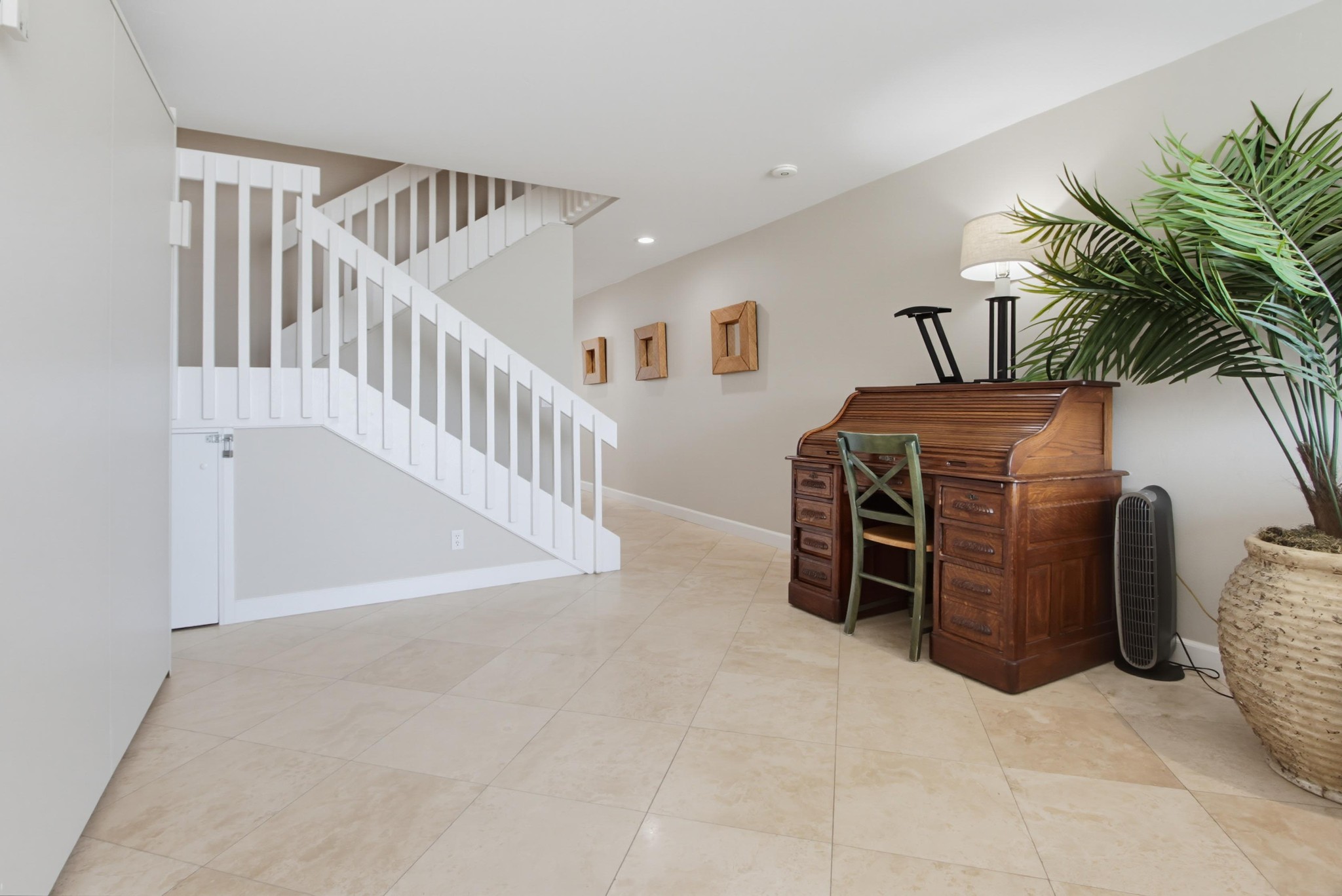 Virtual tour photo 10 of 50 for 3750 Bayside Walk Unit 11