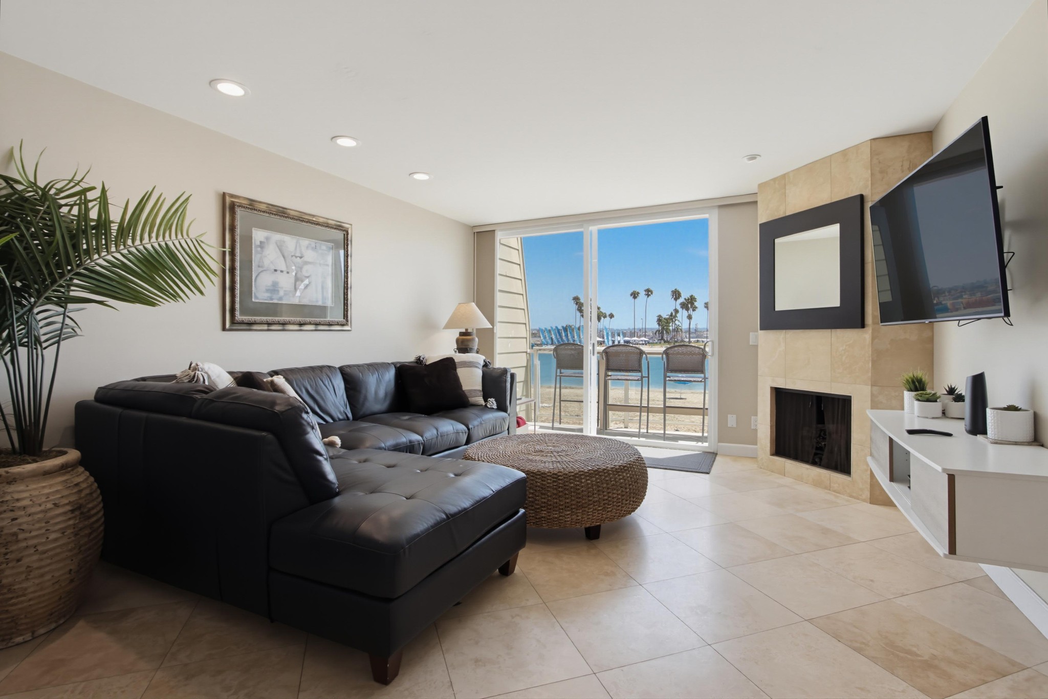 Virtual tour photo 11 of 50 for 3750 Bayside Walk Unit 11