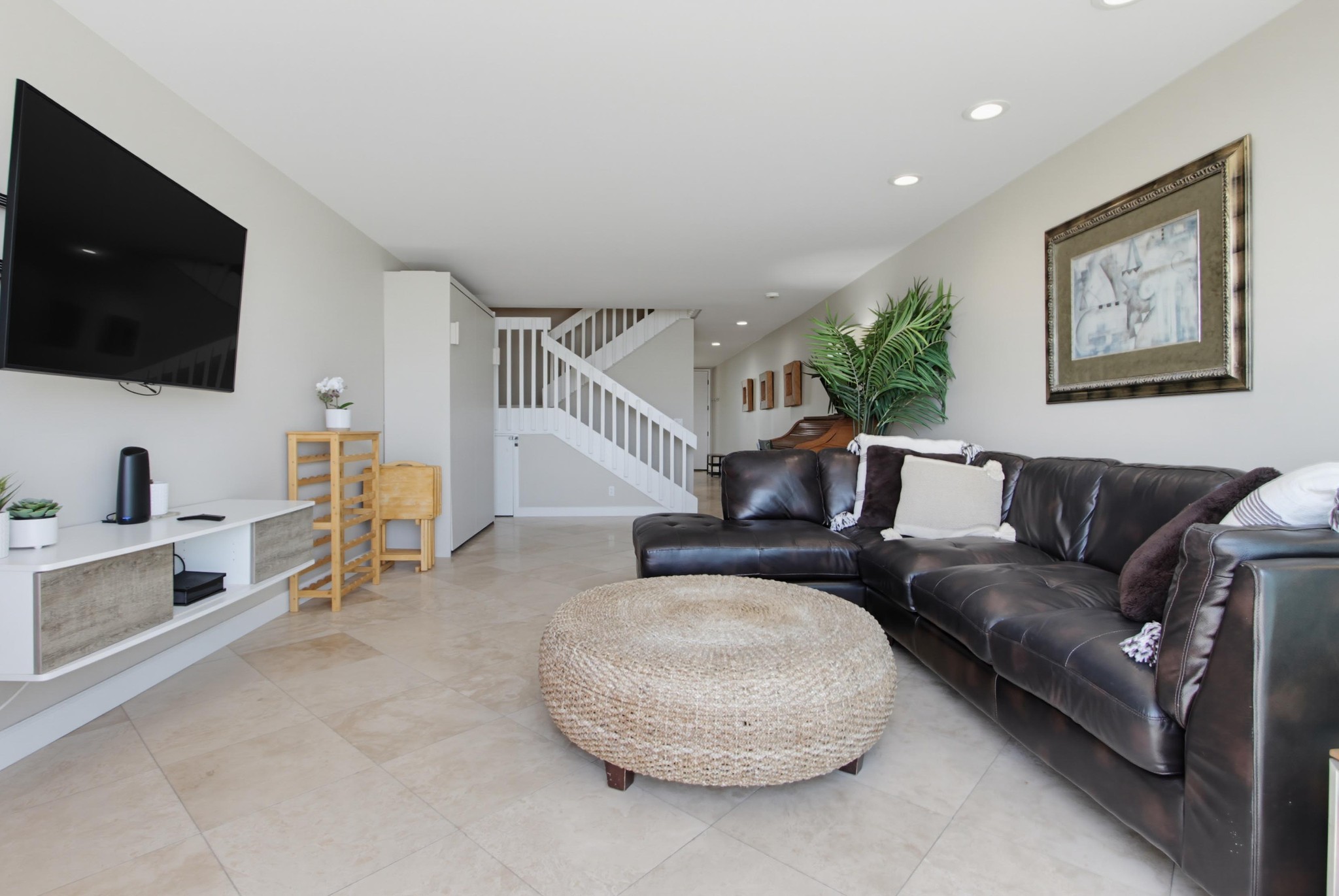Virtual tour photo 14 of 50 for 3750 Bayside Walk Unit 11