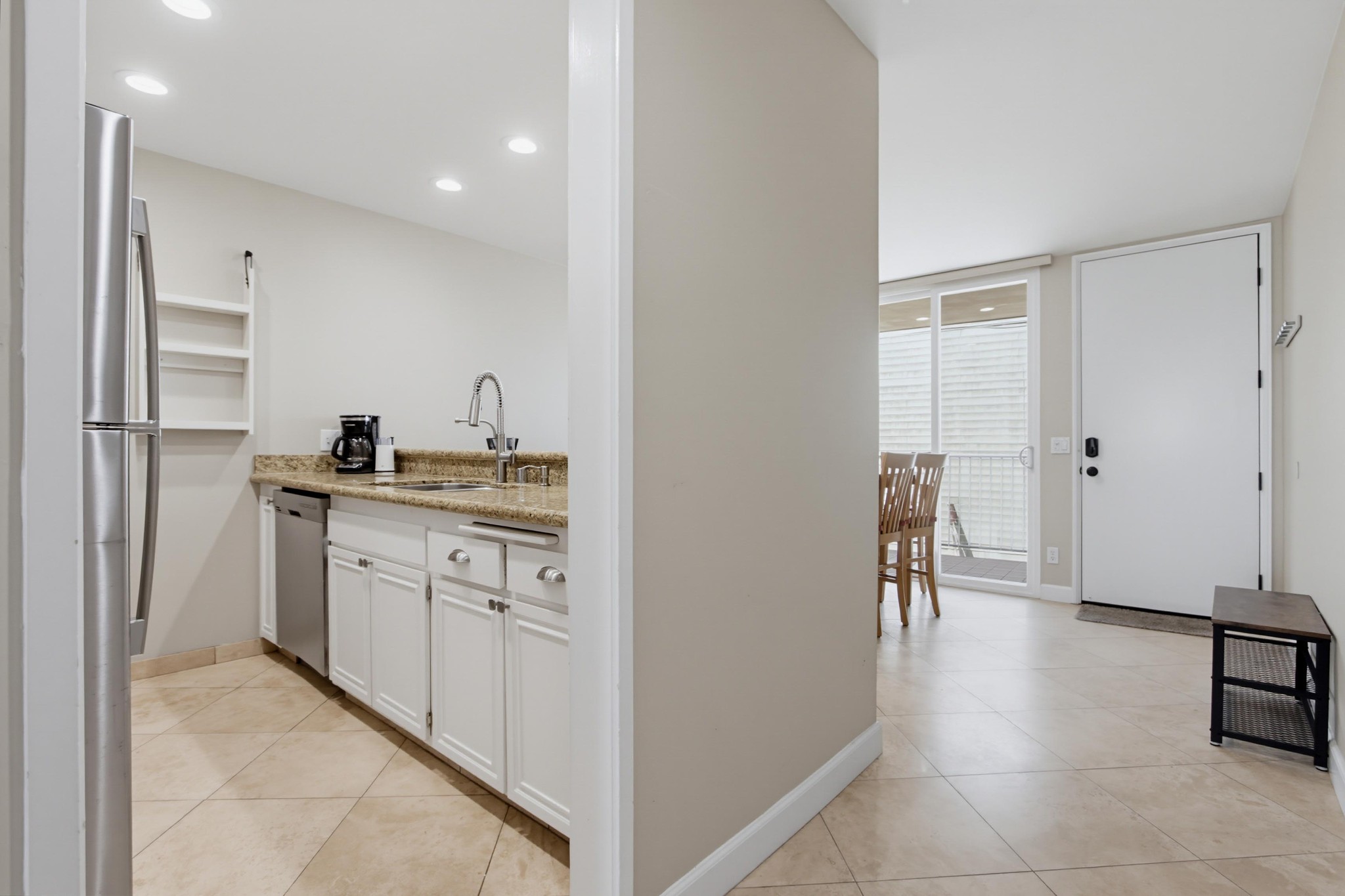 Virtual tour photo 20 of 50 for 3750 Bayside Walk Unit 11
