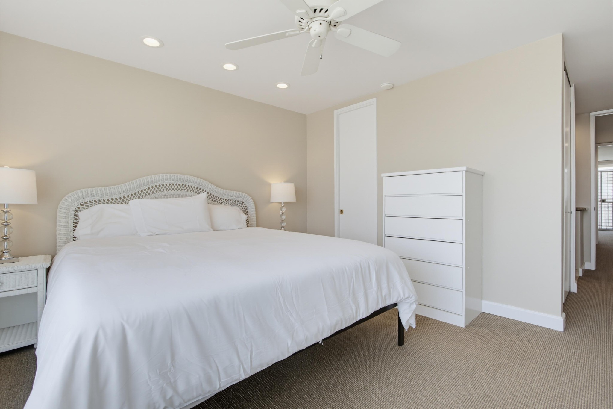 Virtual tour photo 33 of 50 for 3750 Bayside Walk Unit 11