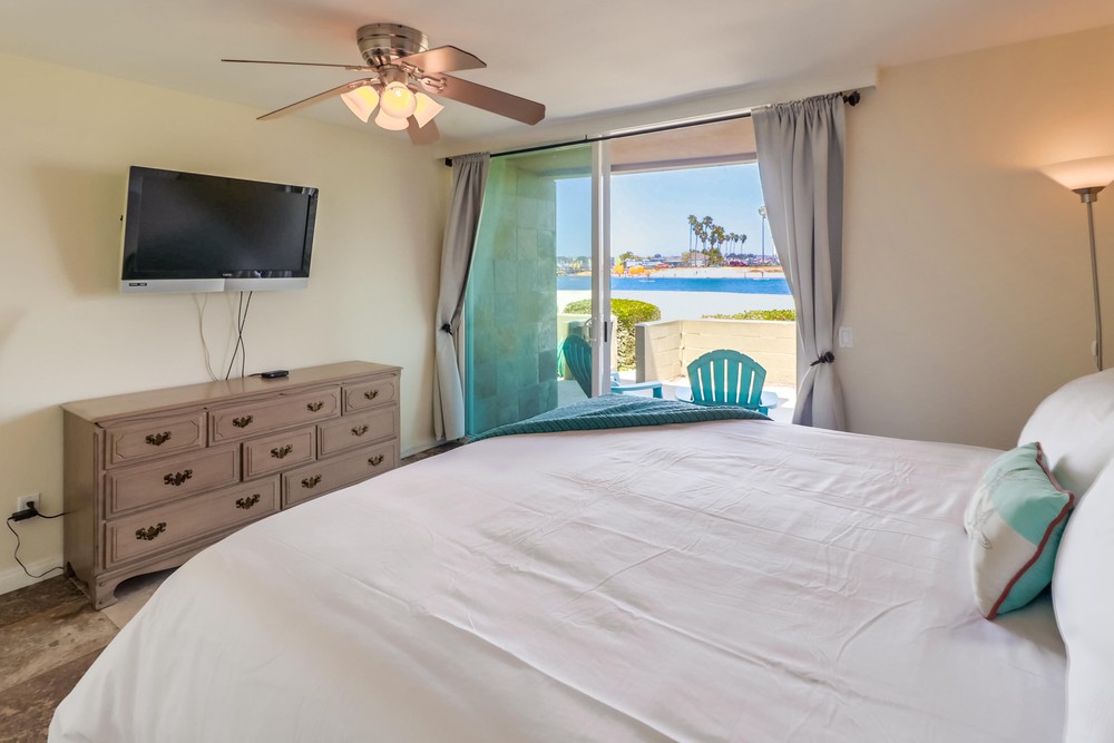 Virtual tour photo 25 of 58 for 3750 Bayside Walk UNIT 2