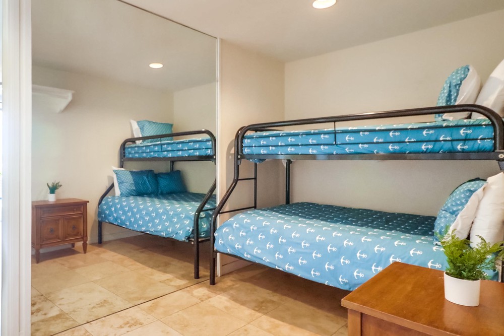 Virtual tour photo 36 of 58 for 3750 Bayside Walk UNIT 2