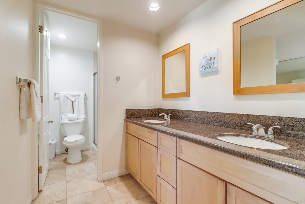 Virtual tour photo 37 of 58 for 3750 Bayside Walk UNIT 2