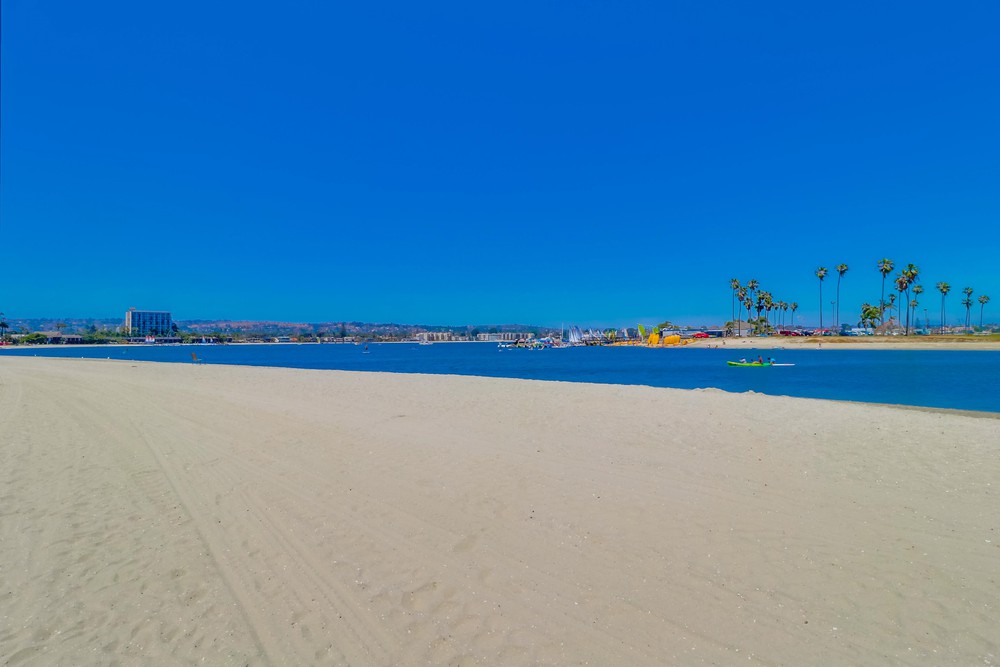 Virtual tour photo 56 of 58 for 3750 Bayside Walk UNIT 2