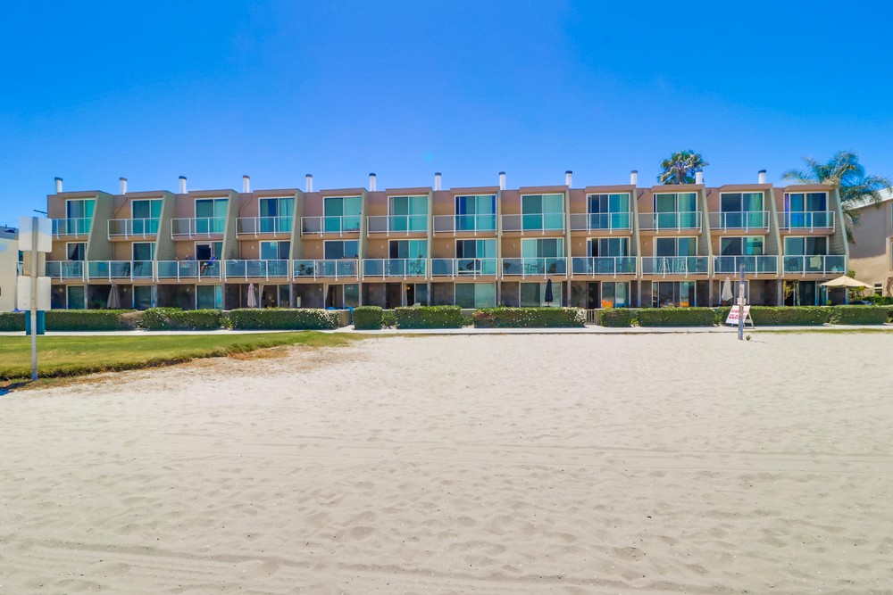 Virtual tour photo 58 of 58 for 3750 Bayside Walk UNIT 2