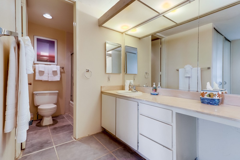 Virtual tour photo 33 of 41 for 3750 Bayside Walk UNIT 3