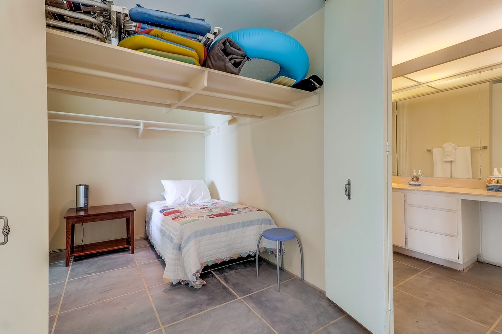 Virtual tour photo 40 of 41 for 3750 Bayside Walk UNIT 3
