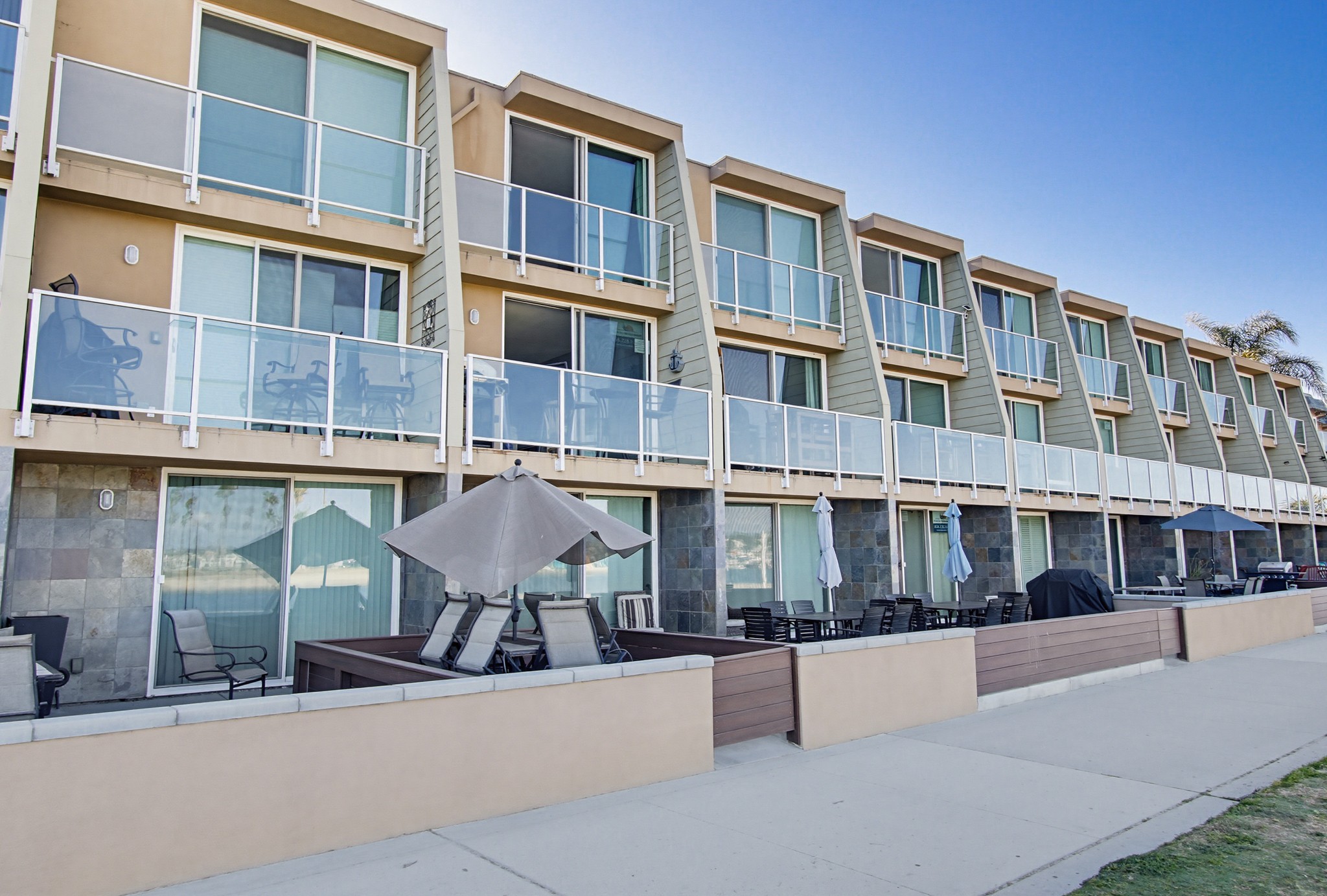 Virtual tour photo 49 of 51 for 3750 Bayside Walk UNIT 8